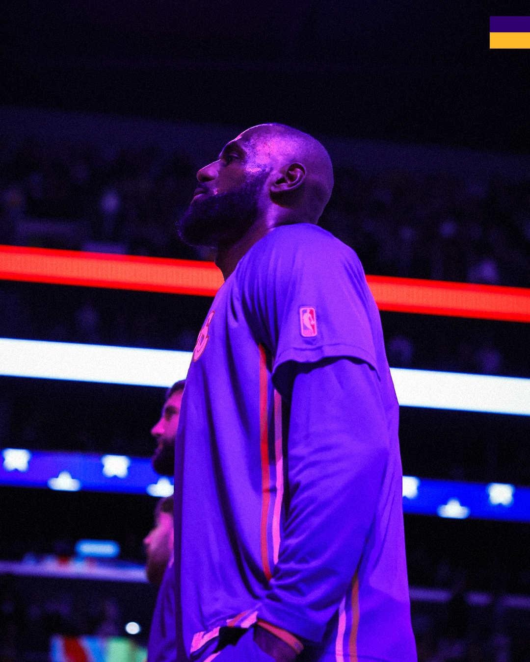 勒布朗29+9+6湖人不敌黄蜂，东契奇39分鲍尔30+6+11