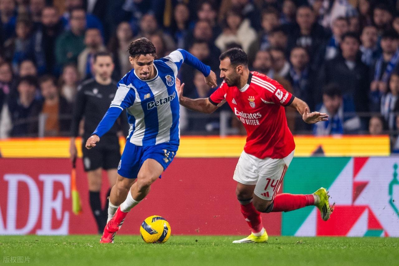 开云入口-欧联杯：波尔图攻防俱佳，比尔森无力招架？比尔森VS波尔图